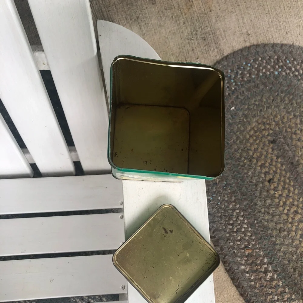 Vintage BONZ Tin Canister 1988